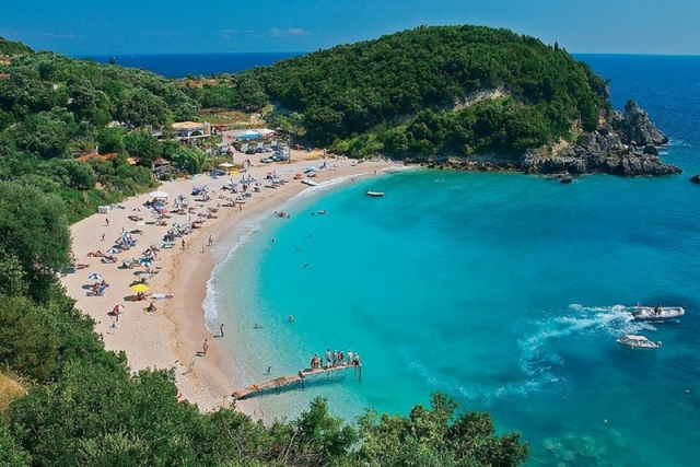 Πρέβεζα: Διεκδικεί 279 χιλιάδες για προσβασιμότητα στις παραλίες