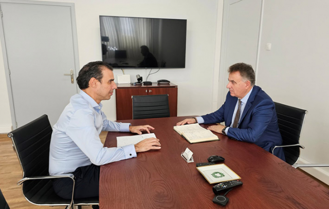 Νέες ενέργειες Καββαδά για το νοσοκομείο και το πρωην ξενοδοχείο Αβέρωφ
