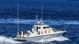 Σκάφος με 11 επιβαίνοντες προσάραξε σε βραχώδη ακτή στην Καστροσυκιά Πρέβεζας
