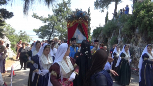 «Θάλασσα» πιστών στην Ι.Μ. Φανερωμένης - Κορυφώθηκαν οι εορταστικές εκδηλώσεις (φωτό - βίντεο)