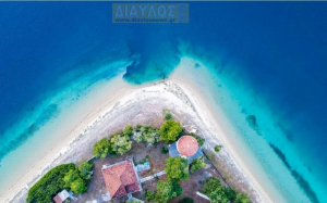 Ο σεισμός στην Αταλάντη «βύθισε» παραλία της Βόρειας Εύβοιας
