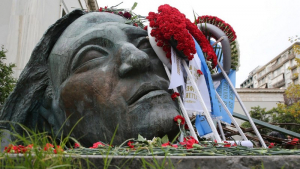 Εκτός σχολικών εορτών η επέτειος του Πολυτεχνείου