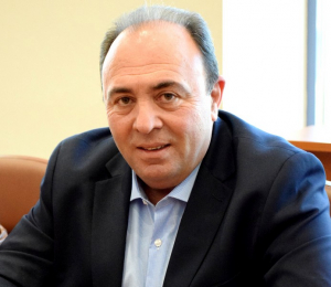 Με 32 νέα οχήματα αντιρρυπαντικής τεχνολογίας εκσυγχρονίζεται ο στόλος οχημάτων της Περιφέρειας