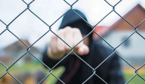 Εγκληματικότητα ανηλίκων: 1.353 συλλήψεις σε έναν μήνα