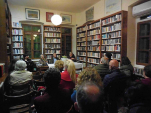 Πασχαλιάτικα έθιμα ζωντάνεψαν μέσα από τις «Μικρές λευκαδίτικες ιστορίες» του Π. Σκληρού
