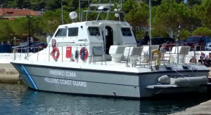 Προσάραξη σκάφους στην Πρέβεζα λόγω ισχυρών ανέμων