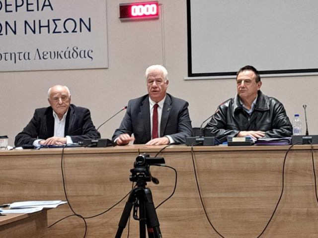 Ο Γιάννης Τρεπεκλής στο Δ.Σ. Λευκάδας: &quot;Η πόρτα μου είναι πάντα ανοιχτή&quot;