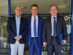 Κ. Καραμανλής: Μέσα στο καλοκαίρι παραδίδεται η παράκαμψη Αμφιλοχίας / Ανακοινώσεις από τη Λευκάδα