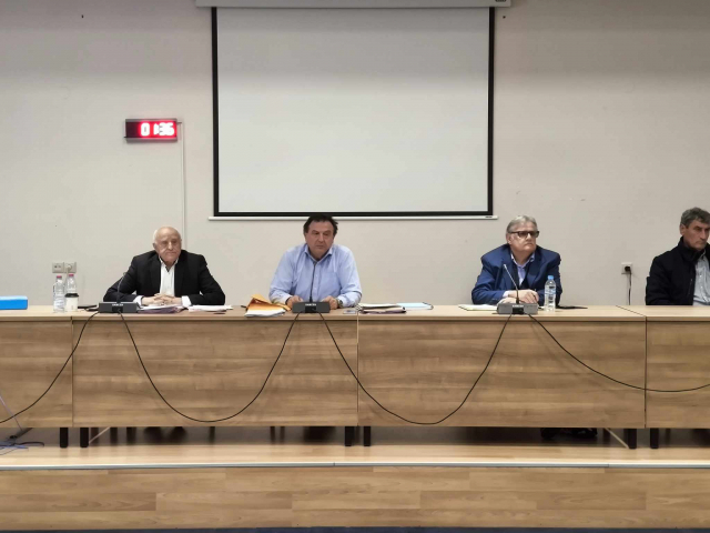 Λευκάδα. Θα ασκηθεί πίεση για να μην χαθεί το έργο της αποχέτευσης