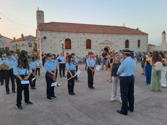 Με επισημότητα γιόρτασε τον Άγιο Παντελεήμονα η Βόνιτσα