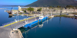 Μερικές σκέψεις σχετικά με την προωθούμενη ζεύξη της Λευκάδας