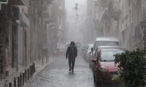 Καιρός: Άνοιξη τέλος! Έρχεται τσουχτερό κρύο - Κάνει «βουτιά» ο υδράργυρος τις επόμενες ώρες