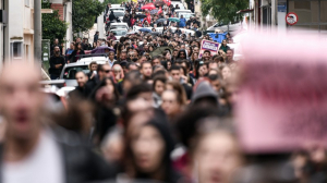 Σεπόλια: Επεισόδια σε πορεία διαμαρτυρίας - Έσπασαν το αυτοκίνητο του Μίχου