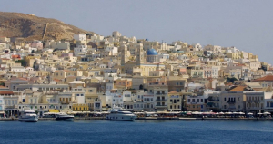 Σύρος: Πολίτης ξυλοκόπησε άγρια υπάλληλο των ΚΕΠ