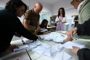 Εκλογές: Για πρώτη φορά αποζημίωση για τα μέλη των εφορευτικών επιτροπών στις αυτοδιοικητικές εκλογές