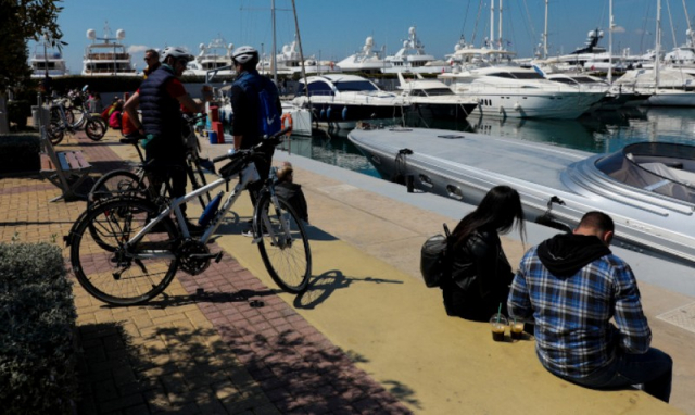 Επίδομα 400 € σε εργαζόμενους του ιδιωτικού τομέα: Παράταση έως τις 14/10
