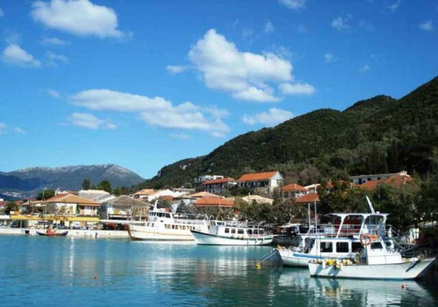 Παρεμβάσεις Θανάση Καββαδά για το τουριστικό αγκυροβόλιο Βασιλικής
