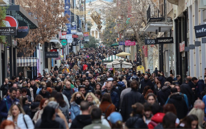 Δηλώσαμε 79 δισ. ευρώ στην εφορία, αλλά ξοδέψαμε 129 δισ.
