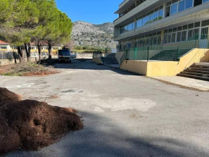 Εργασίες αποκατάστασης από τον Δήμο Πρέβεζας στο Γυμνάσιο του Λούρου