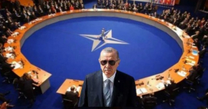 Στον ρυθμό Ερντογάν θα χορέψει το ΝΑΤΟ – Και τα ελληνοτουρκικά στη σύνοδο