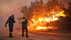 Φωτιές: Συνολικά 90 οι πυρκαγιές στη δυσκολότερη ημέρα του καλοκαιριού
