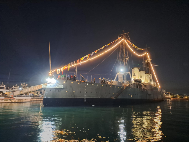 Για πρώτη φορά Εσπερινός για την εορτή του Αγίου Νικολάου στο ιστορικό Θωρηκτό «Γεώργιος Αβέρωφ»