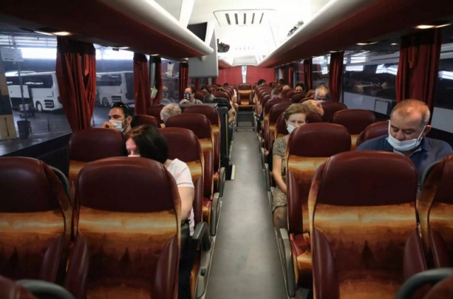 Ξάνθη: Οδηγός ΚΤΕΛ ζήτησε από κοπέλα να κατέβει επειδή φορούσε τοπάκι