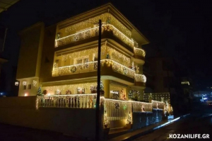 Κοζάνη: Σπίτι φωταφωγήθηκε με 10.000 λαμπιόνια ενόψει Χριστουγέννων!