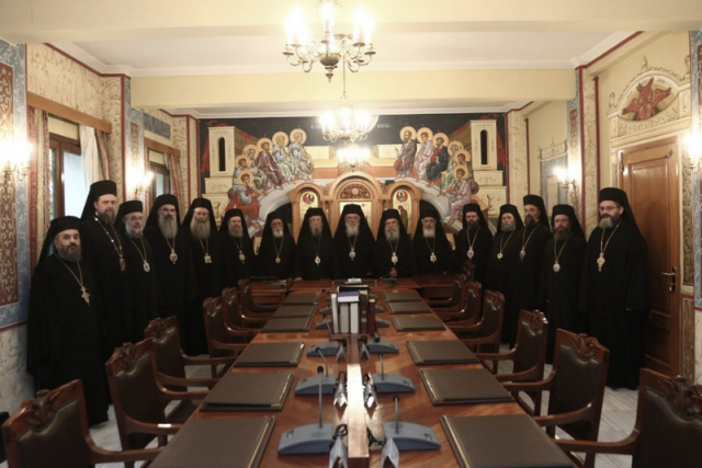 ΔΙΣ - Ταυτότητες: Η κρίση για τη νομιμότητα ανήκει στη δικαστική εξουσία της χώρας