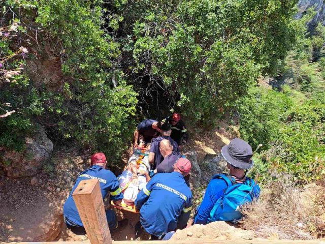 Διασώθηκε γυναίκα από δύσβατο σημείο στον Άγιο Νικήτα Λευκάδας