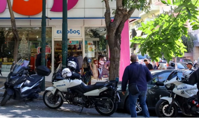 Jumbo: Σοβαρές καταγγελίες για εργατικό ατύχημα με κατάρρευση ασανσέρ