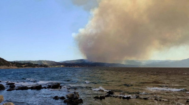 Φωτιά τώρα στη Λέσβο