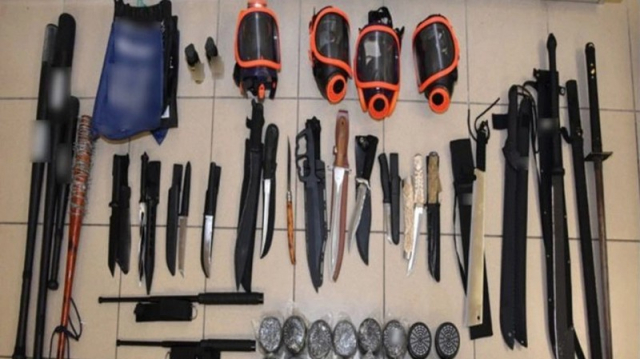 Βόλος: Συνελήφθη 58χρονος που είχε ολόκληρο οπλοστάσιο στο σπίτι του