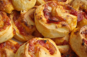 Γαστρονομία &amp; Απολαύσεις: Πίτσα σε ρολό