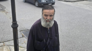 Θρήνος στην κηδεία της 52χρονης στη Λάρισα - δείτε βίντεο
