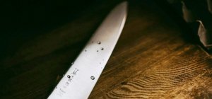 Βέροια: Γυναίκα βρέθηκε με μαχαίρι καρφωμένο στο λαιμό της!