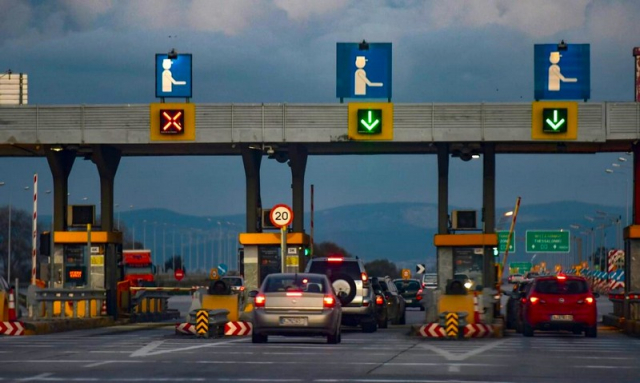 «Τέλος» στα διόδια όπως τα ξέρουμε, έρχονται ηλεκτρονικά και με χιλιομετρική χρέωση