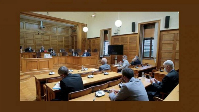 Στην Επιτροπή Θεσμών νυν και πρώην της ΕΥΠ για παρακολουθήσεις