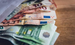 Αντίστροφη μέτρηση για τις αυξήσεις στις συντάξεις: Ποιοι θα δουν μεγαλύτερα ποσά, πότε θα μπουν