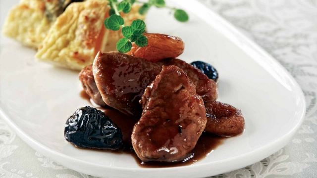 Γαστρονοµία &amp; Απολαύσεις: Χοιρινό με δαμάσκηνα