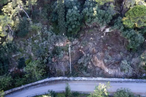 Προκαλεί ανησυχία η κατάσταση του εδάφους περιμετρικά του Κάστρου στην Χώρα της Βόνιτσας