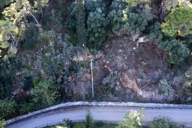Προκαλεί ανησυχία η κατάσταση του εδάφους περιμετρικά του Κάστρου στην Χώρα της Βόνιτσας