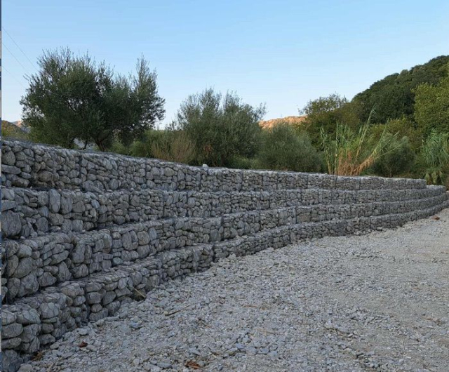 Η Π.Ε. Λευκάδας ενισχύει την αντιπλημμυρική της θωράκιση με νέο έργο καθαρισμού και συντήρησης ρεμάτων