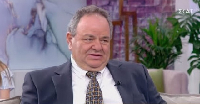 Ποινική δίωξη στον διευθυντή της καρδιοχειρουργικής του «Ιπποκράτειου» Δημήτρη Λυμπεριάδη που συνελήφθη για φακελάκια έως €5.000