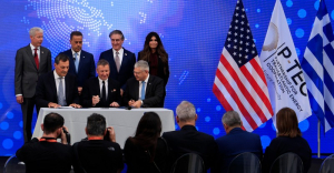 Συμφωνία ExxonMobil, Energean και Helleniq Energy για γεώτρηση υδρογονανθράκων στο Ιόνιο