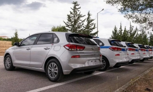 Στους δρόμους τα καμουφλαρισμένα περιπολικά